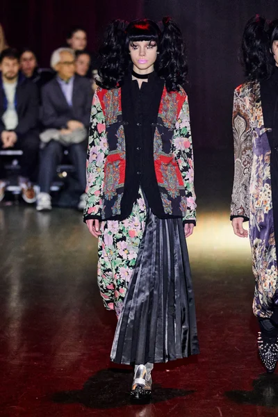 Look 39